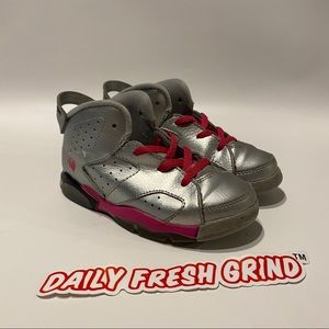 AIR JORDAN 6 RETRO TD VALENTINES DAY
SIZE 10C